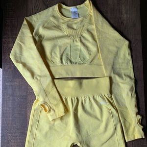 AYBL set, shorts, top and sports bra